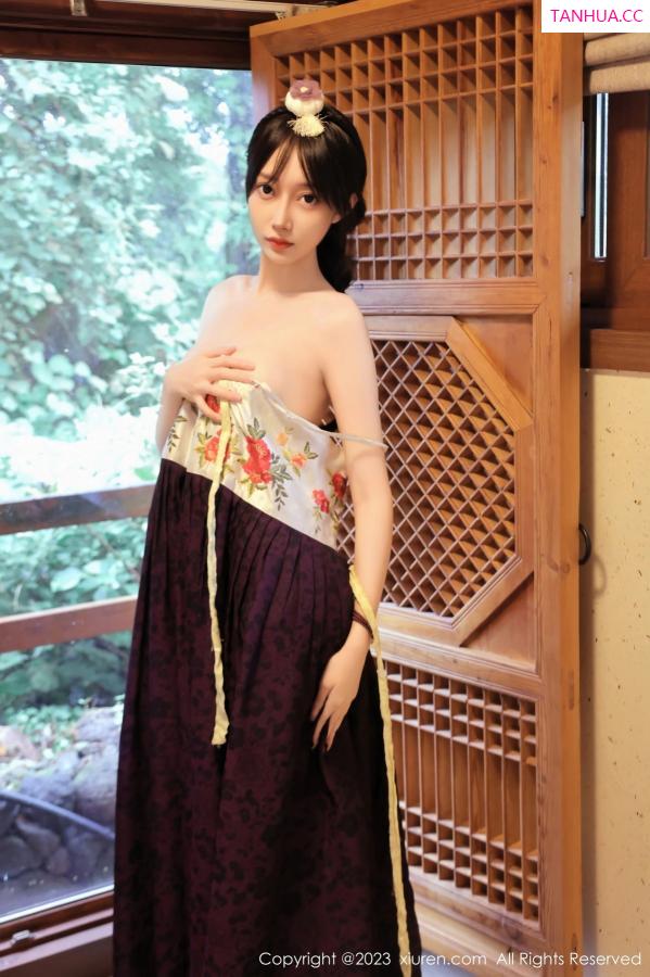 玥儿玥  [XiuRen]高清写真图 2023.11.17 No.7677 玥儿玥er 济州岛旅拍第21张图片